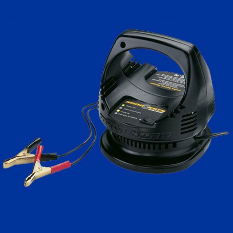 Chargeur portable Minnkota 10 Ampères pour bateau pneumatique